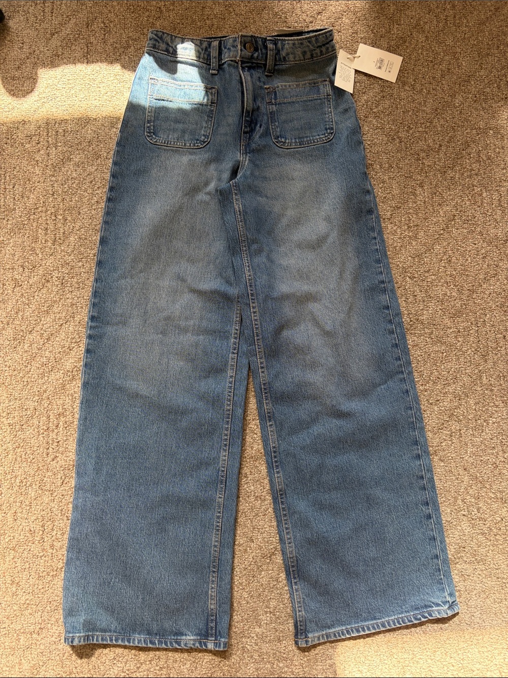 Wide-Leg High-Rise Jeans in Medium Blue